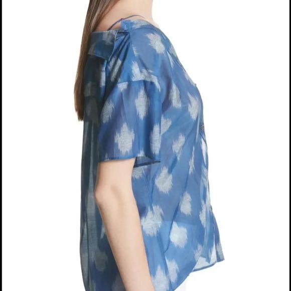 Theory Tamalee SS Spot Ikat Top - Picture 3 of 12